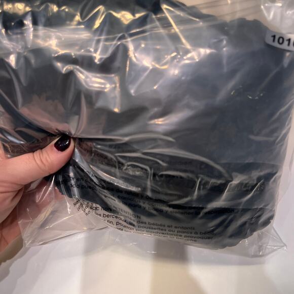 L'Agence for Barneys New York Black Embossed Short Sleeve Shift Dress Sz 4 - Picture 11 of 11